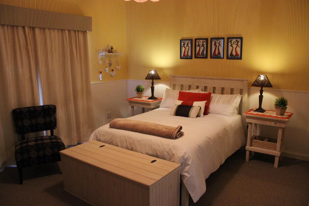 Smuts Ave. Guest Rooms Hermanus Exteriör bild