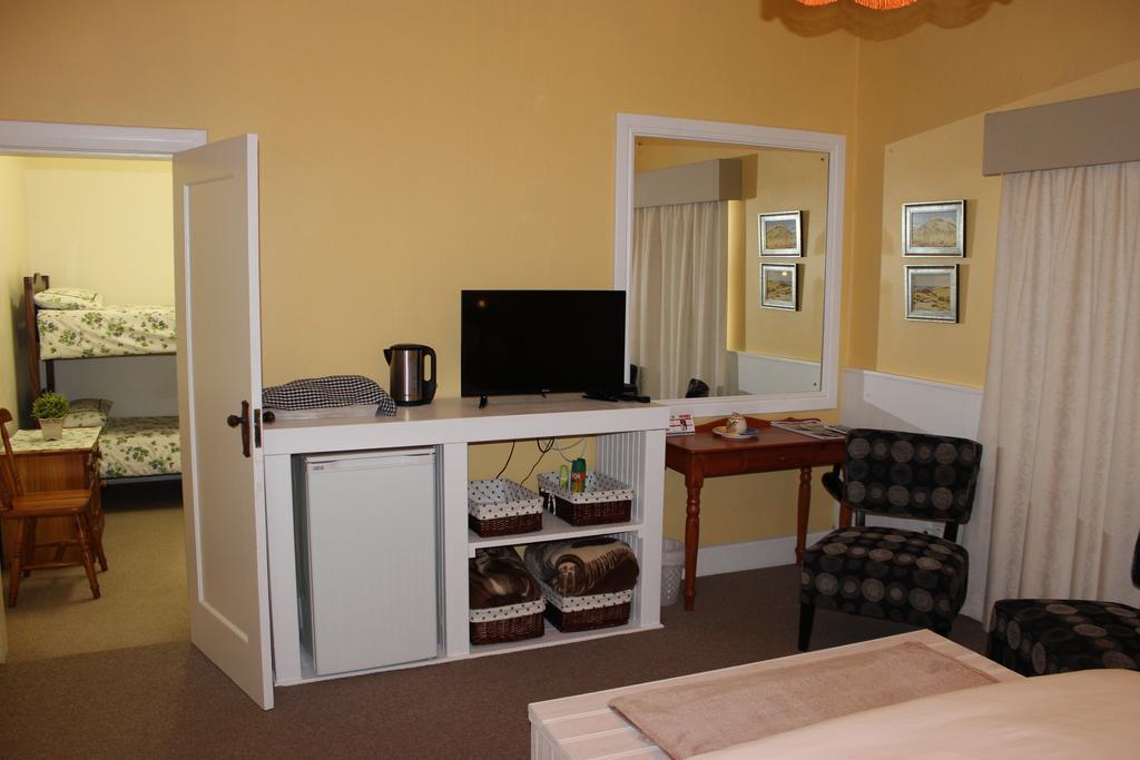 Smuts Ave. Guest Rooms Hermanus Exteriör bild
