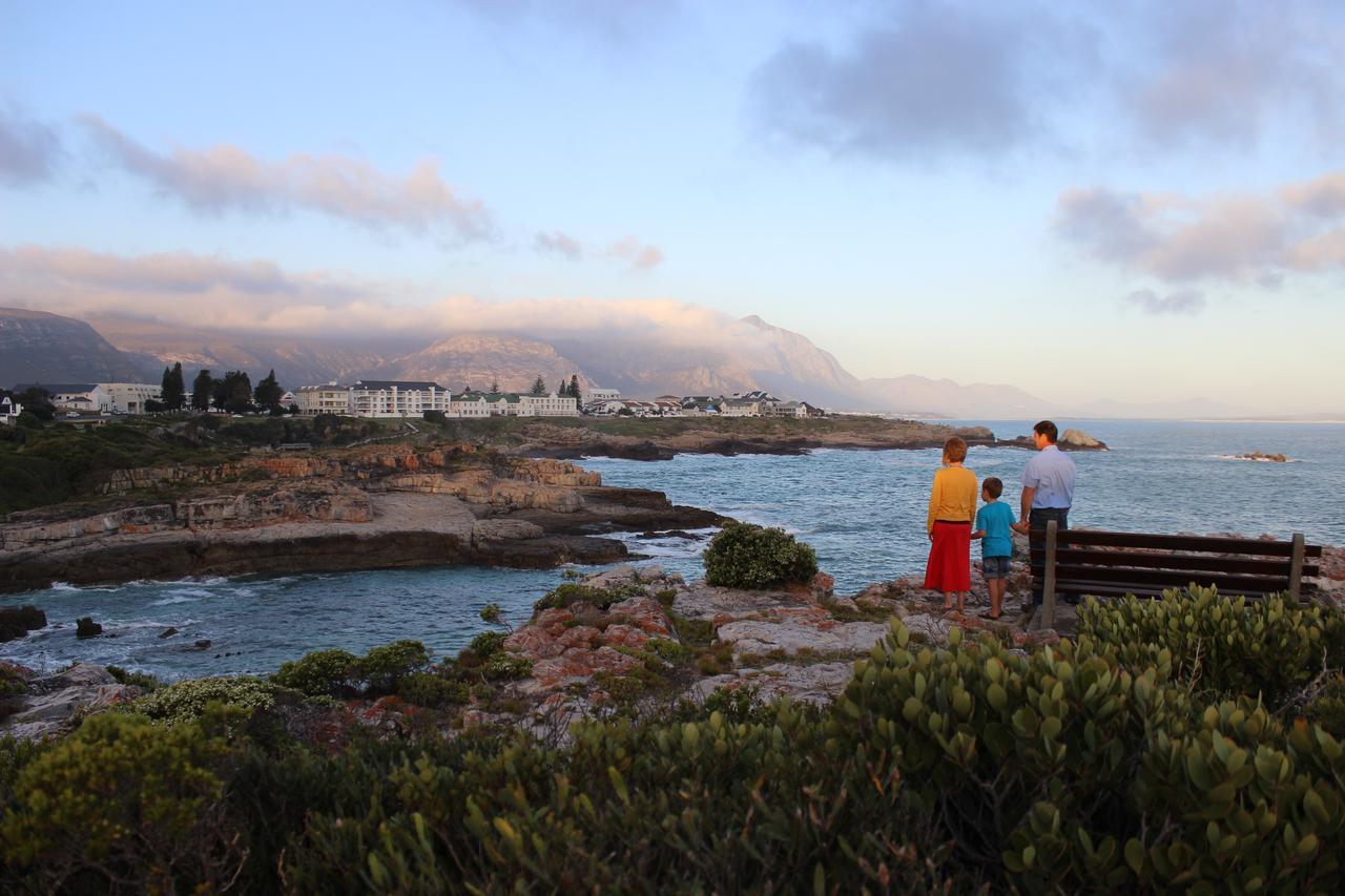 Smuts Ave. Guest Rooms Hermanus Exteriör bild