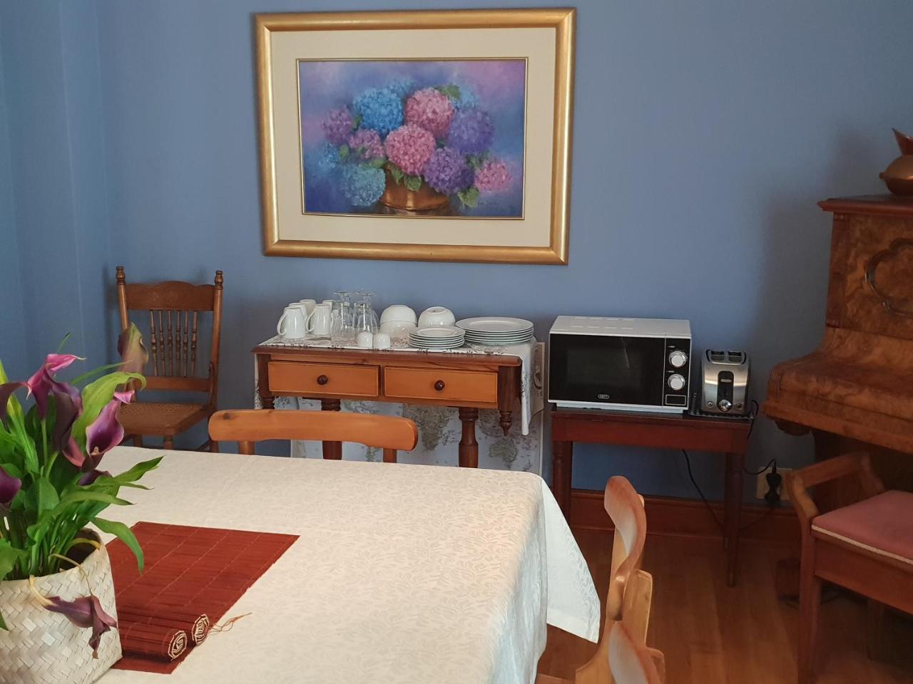 Smuts Ave. Guest Rooms Hermanus Exteriör bild